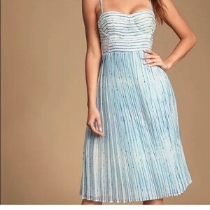 WHITE & BLUE STRIPED DRESS